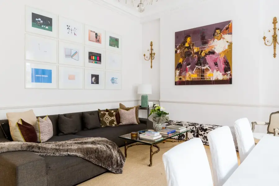 Chic & Antique Mayfair Haven in Mayfair